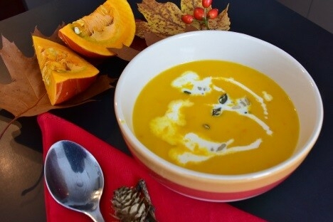 A photo of a bowful of Vegan coconut curry butternut squash soup
