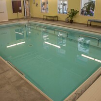 A photo of the aquatic therapy pool at the PT360 Williston Vermont studio